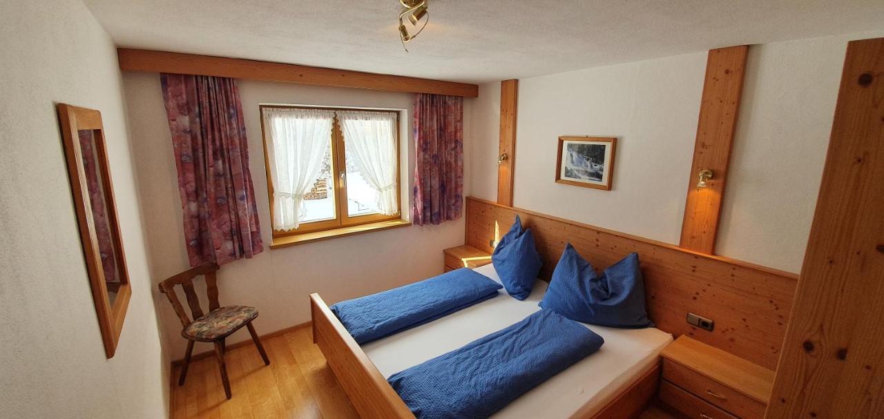 Pension Appartements Via Claudia Лермос Экстерьер фото