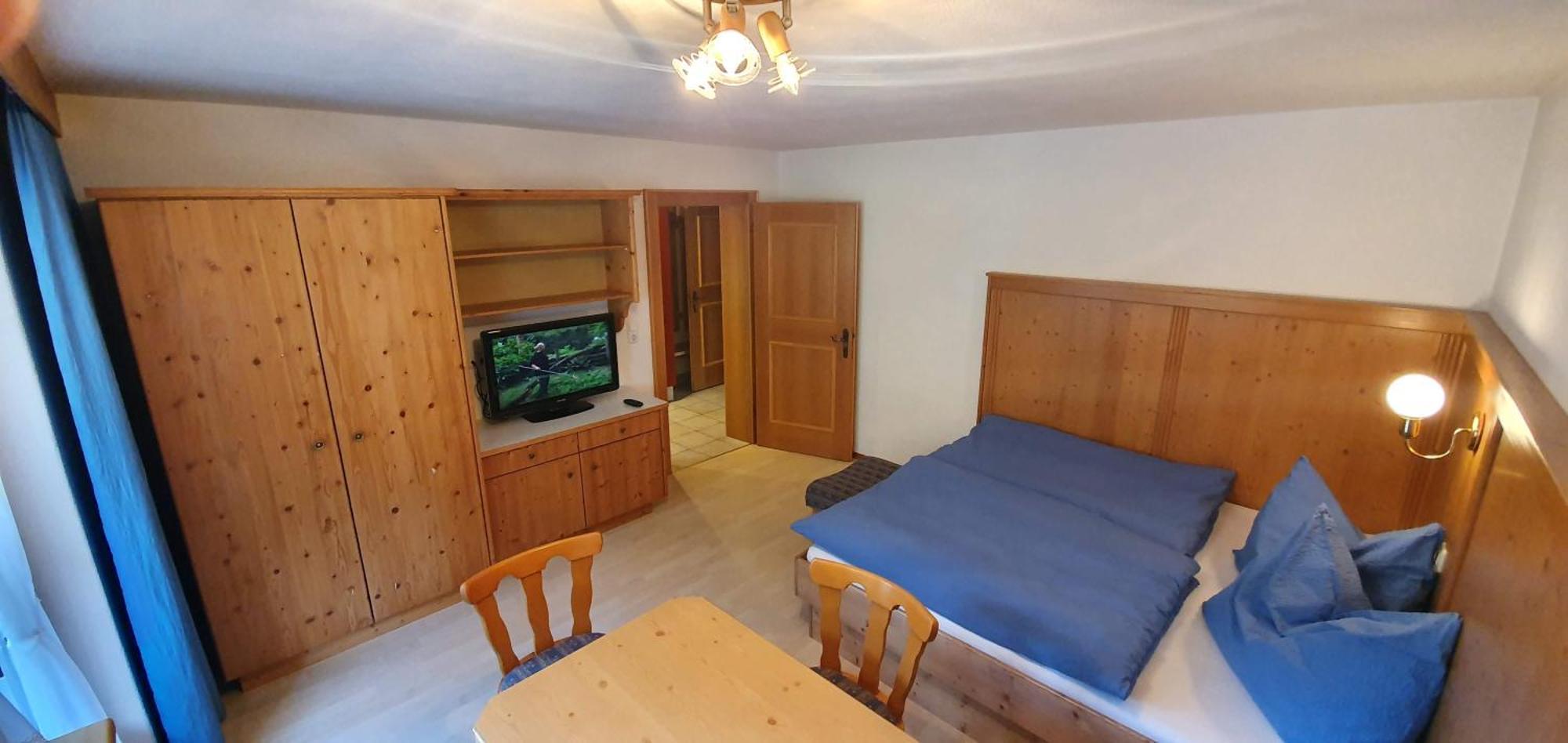 Pension Appartements Via Claudia Лермос Номер фото