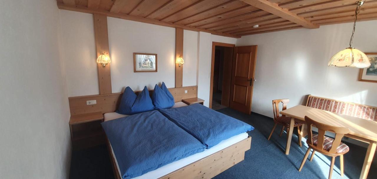 Pension Appartements Via Claudia Лермос Экстерьер фото